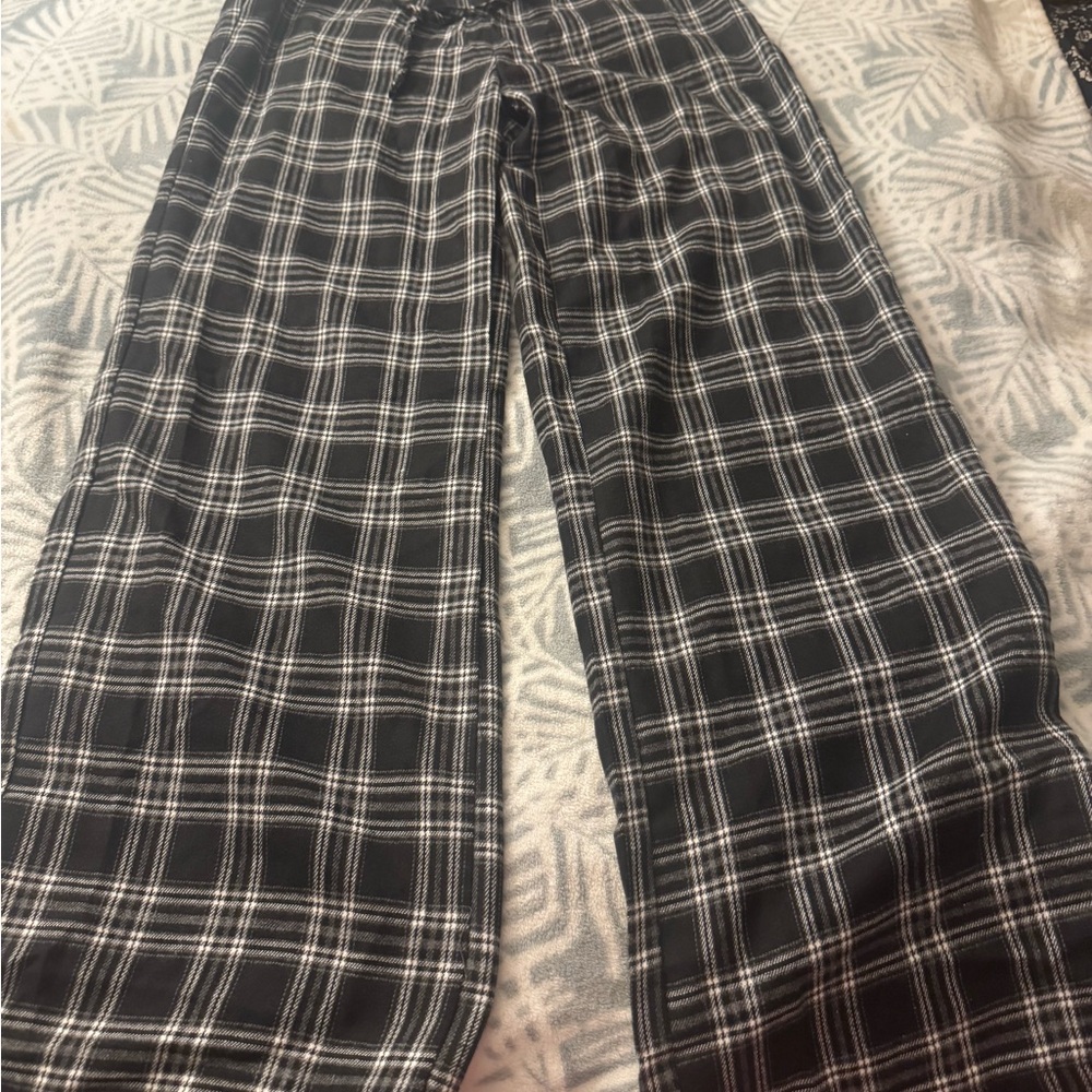 SHEIN Monochrome Plaid Trousers